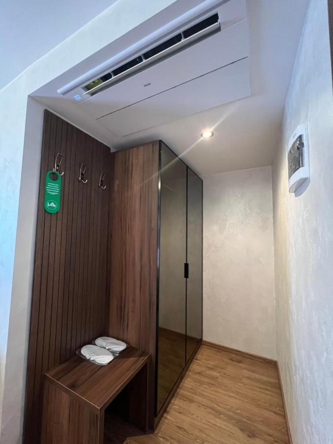 Hotel Palace San Valentino Умаг Экстерьер фото